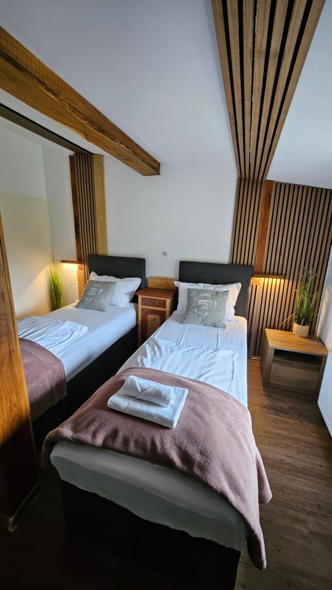 Hisa Stare Mame Bed & Breakfast Kamnik Bagian luar foto